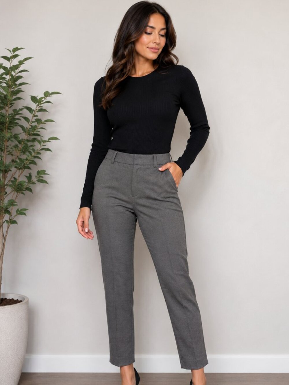 Merona Women’s Classic Fit Ankle Dress Pants Size 12 Gray Straight Leg Career